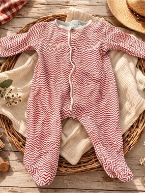 Magnolia Baby Footed Sleeper 12M Red Chevron Cotton Pajamas